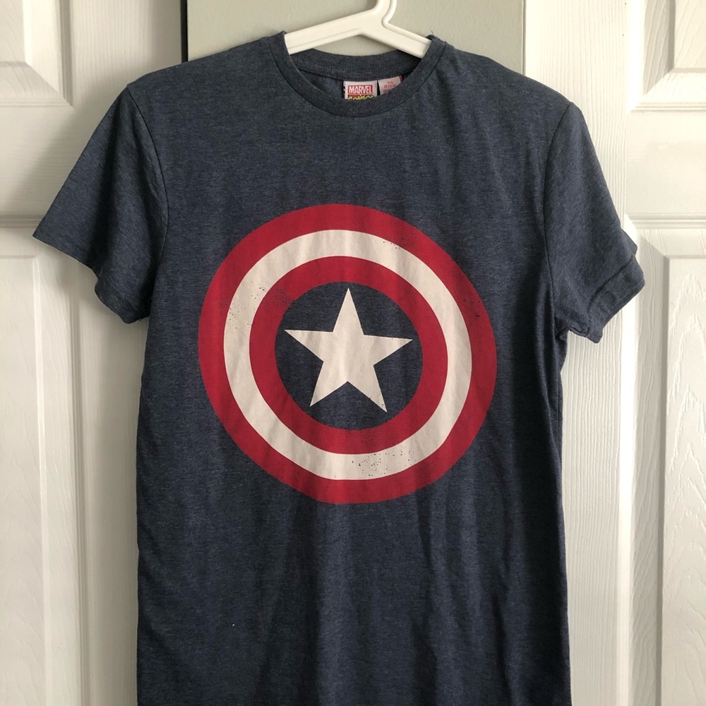 Captain America top